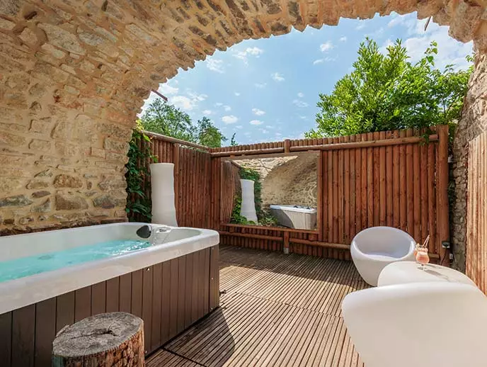 Présentation suite Adonis avec jacuzzi privé